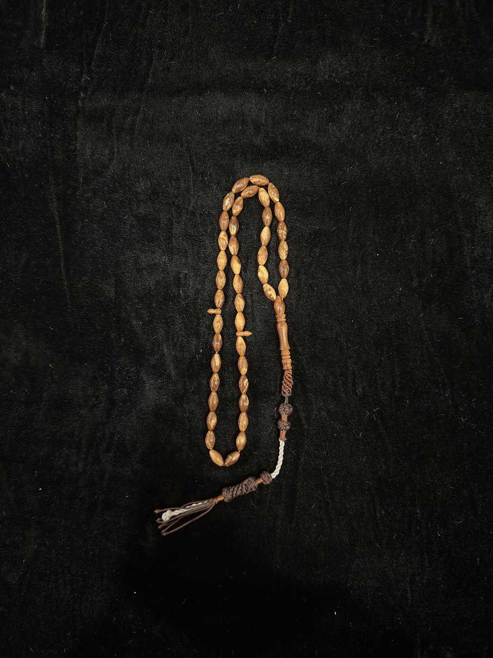 تحفه من النارجين الكفي المسباح نظام فرز تطبيع سيراميك بالكامل مفروز من 3 سبح 45 خرزة كصة حبة الشعير فواصل كعب غزال كركوشة خليجي متوفر خدمة توصيل لكافة محافضات العراق للاستفسار يرجي التواصل على الخاص


**إذا كنت صاحب هذا الإعلان وتريد حذفه لأي سبب، رجاءا أرسل رسالة إلى الدعم الفني**