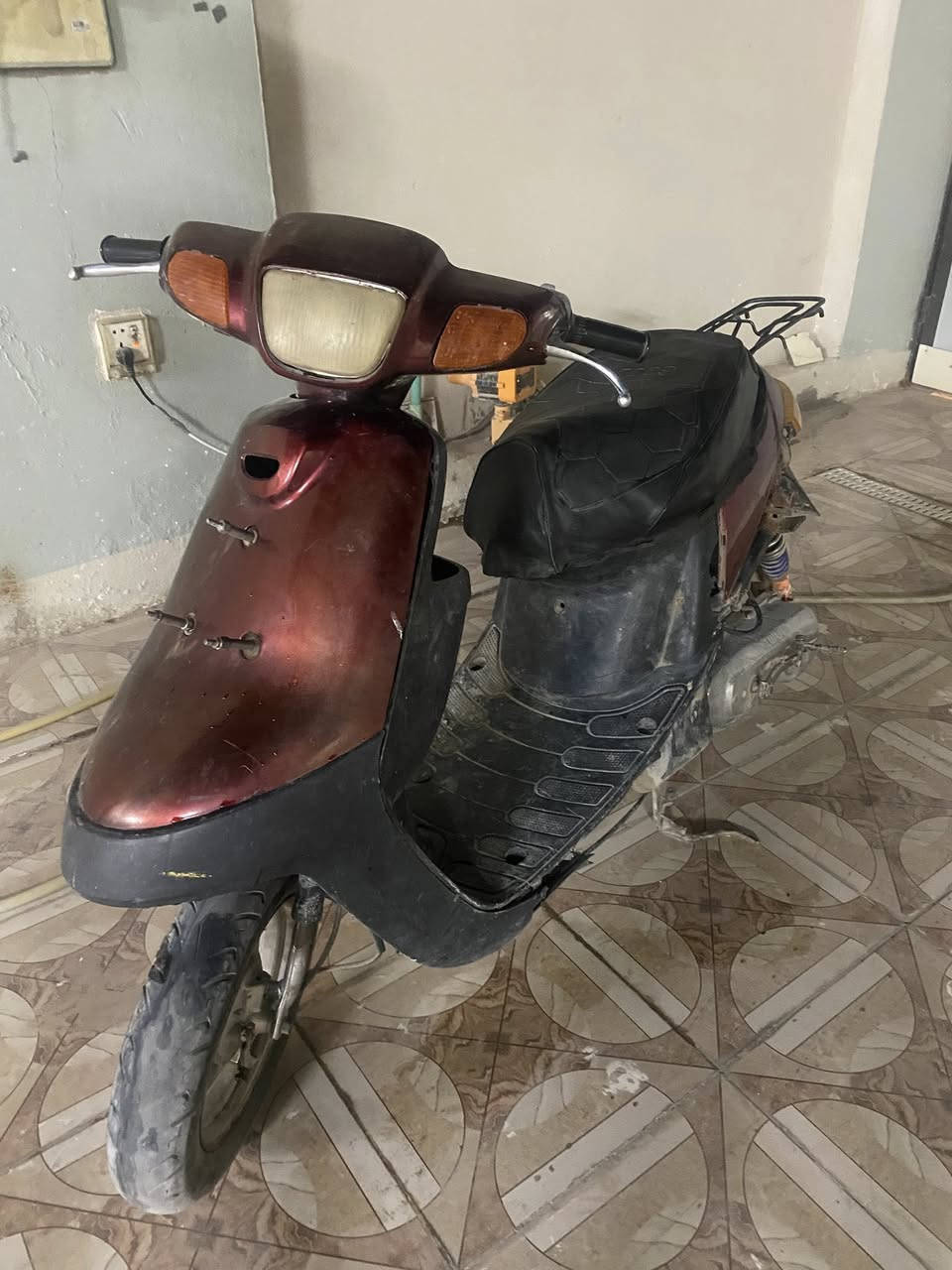 سلام عليكم دراجه بطه للبيع دراجه الشاصي ملحوم شوي لحيم درجة اولى  وكهربئيات شغالة دراجه  مرتبة وع فحص سعره ب150وبيه مجال

0782 388 2801
