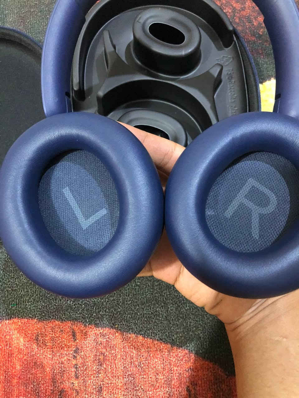 سلام عليكم متوفر سماعة ماركة Soundcore  Space Q45. جديدة زيرو لكن نقص كارتون مايحتاج نكول مواصفاتها معروفة للحجز على الخاص


**إذا كنت صاحب هذا الإعلان وتريد حذفه لأي سبب، رجاءا أرسل رسالة إلى الدعم الفني**