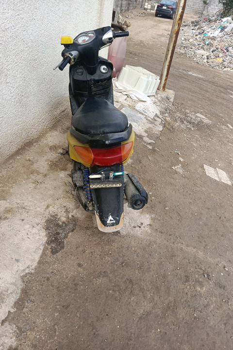 العنوان الزعفرانيه قريب علئ الامانه:
 
دراجه كلشي شغال بيه بس كفراته شويه تعبانه دراجه خير من لله ماكو شي بيه واكف كلشي شغال تايرات نضيفه كلشي نضيف فقط كفرات 

رقمي بيه وتساب ***********