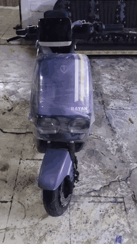 دراجه ريان وضع شركه دراجه كلها شرط السعر ٧٥٠ من الاخير قفل يعني لا تتعامل  يعجبك هذا سعر خابر ودلل الاتصال ***********. *********** اخي نهايته ٧٥٠
