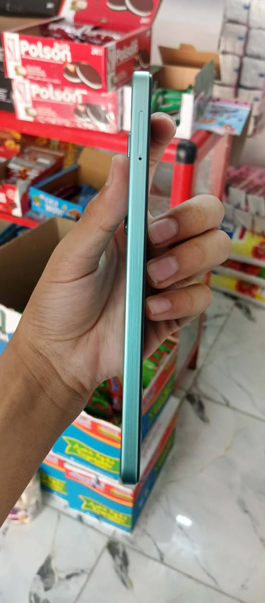 السلام عليكم 
lnfinix HOT 50
الجهاز نضيف حيل فقط بي شخط بالشاشه صغير 
الذاكرة 256
الرام6 
ببجي 60 فريم سلاسه فولل
بدون ملحقات
السعر 180 يرهم مراوس حسب القناعة


**إذا كنت صاحب هذا الإعلان وتريد حذفه لأي سبب، رجاءا أرسل رسالة إلى الدعم الفني**