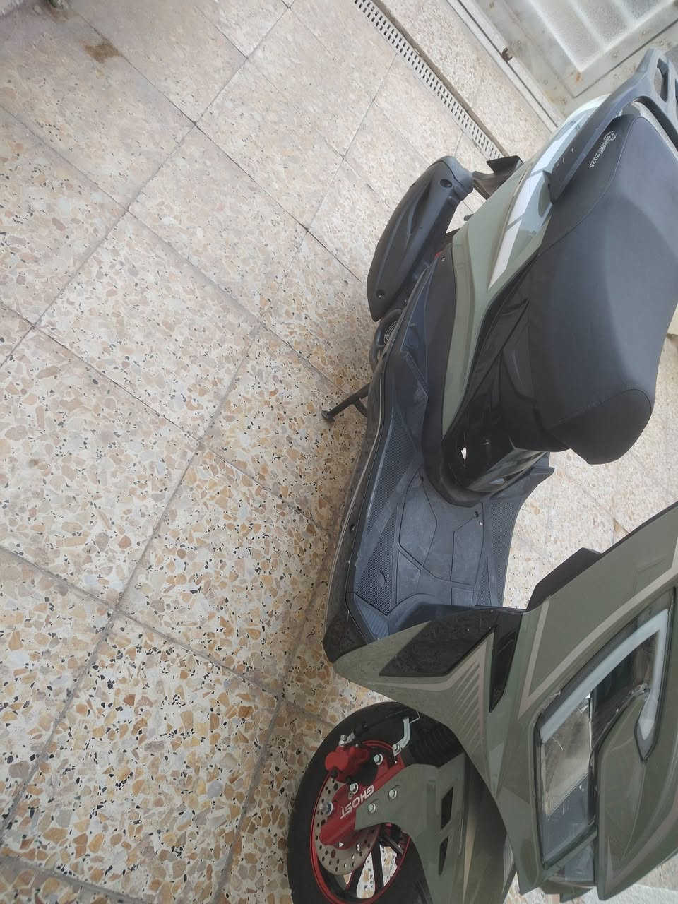 السلام عليكم دراجة للبيع موديل ٢٠٢٥ جديدة جاهزة من كلشي السعر ٩٥٠ قفل المكان كربلاء ***********
