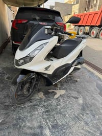 PCX • جيل رابع • ماشية ٢٠٠٠٠
