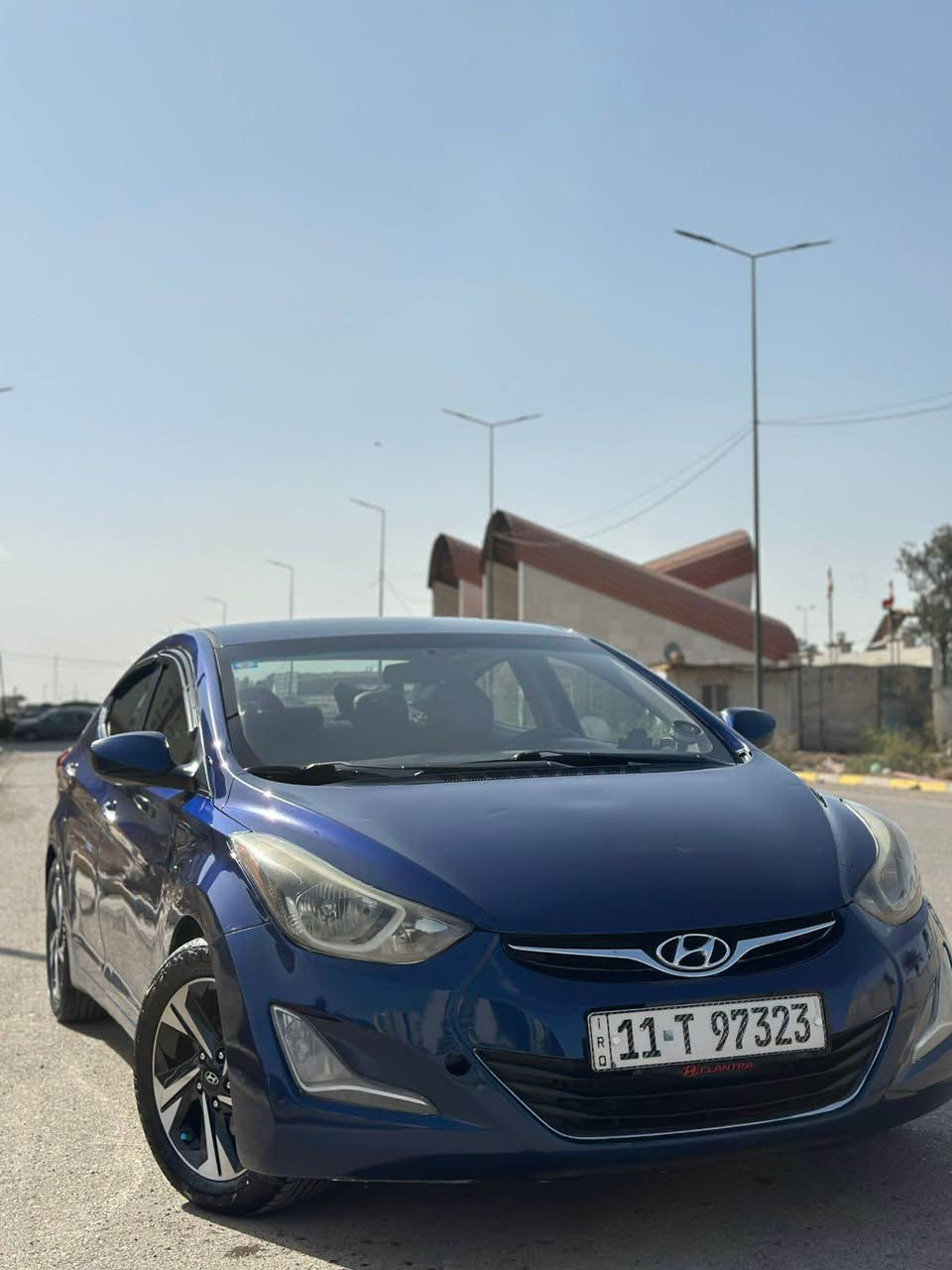 السلام عليكم النترا 2016 للبيع لون جويتي 
محرك 1800 دوش كير مكينه مكفول 
ب اسمي تحويل ثاني يوم رقم بغداد الجديد 
بيها اربع قطع بدون دواخل فقط تعديلات 
سيارة مابيها كل نقص تشغل وتطلع مصروف عليها نظيفة كلش بلعافية ع ياخذها مال جناي دواخل لدات محيطية 

للاستفسار اتصال ***********
السعر 110 بغداد, العراق
