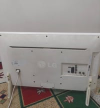 بلازما LG حجم 32 أستعمال كلش قليل جدا نضيفه للبيع السعر 100 الف وبيها ...