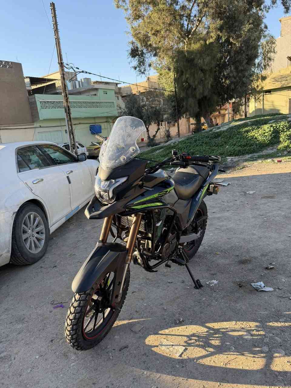 دافنجر 300cc للبيع شكل جديد دراجه موديل 2026رقم انكليزي وسنويه تحويل ثاني يوم دراجه كفاله عامه بس من عده هاي لكسر لي بل دشبول ميثر دراجه ماشيه6000 الف بعدها زيرو كفاله عام شرط تحويل سعر لمطلوب 3500 ملاين ونص وبيها مجال بسيط ترهم بل قسط *********** وبقيه الغراض لمرايه ول اشاير موجودات بس ضامهن
