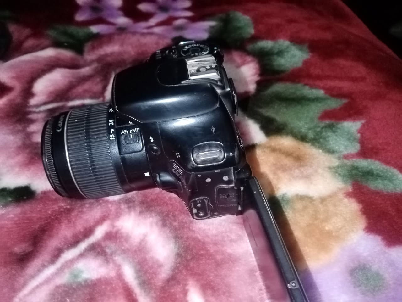 للبيع كاميرا كانون 600d وعدسه 18/50 والشحن وبطريتها والشنطه وفلاش 560 بل شحن اسيوط سوهاج فقت


**إذا كنت صاحب هذا الإعلان وتريد حذفه لأي سبب، رجاءا أرسل رسالة إلى الدعم الفني**