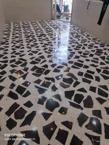 السلام عليكم خلفه سيراميك كاشي برسلين مرمر درجه اولى شرط تسليم مهندس اتصل وبيك خير وتدلل ***********
