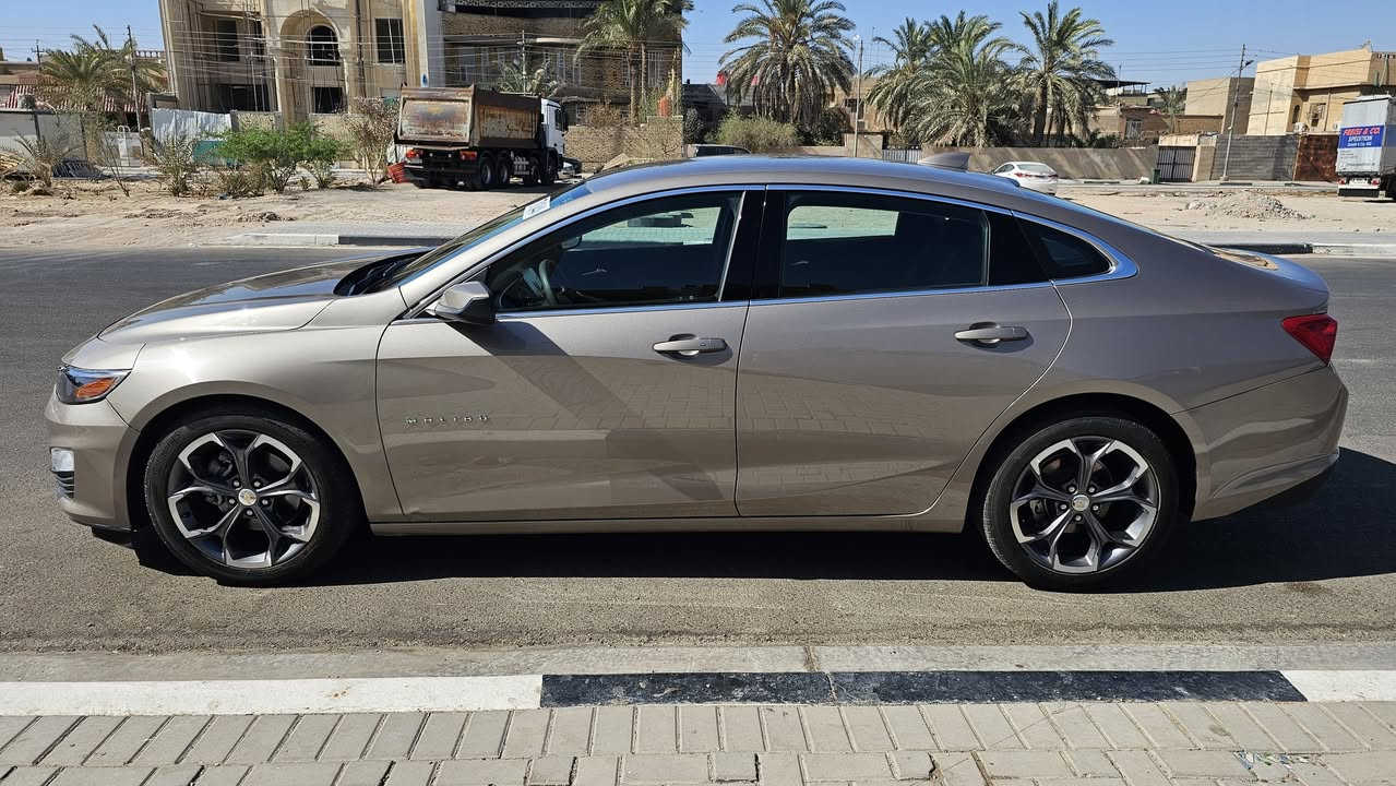 ماليبو 2023 LT
حادث خفيف سطحي بدون ايرباك وما واصل الراديترات
تبديل جاملغ تفصيخ اصلي ومصبوغ
السيارة جديدة ماشيه قليل 21000 ميل
مكان السيارة البصرة رقم بصرة معوقين شاب
السعر 150
للتواصل اتصال على الشريحة او واتسب
***********
***********
