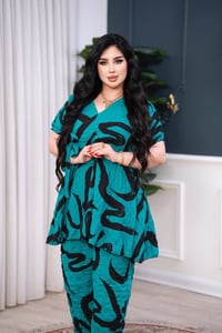 تراك نسائي • فري سايز • شرط الفحص