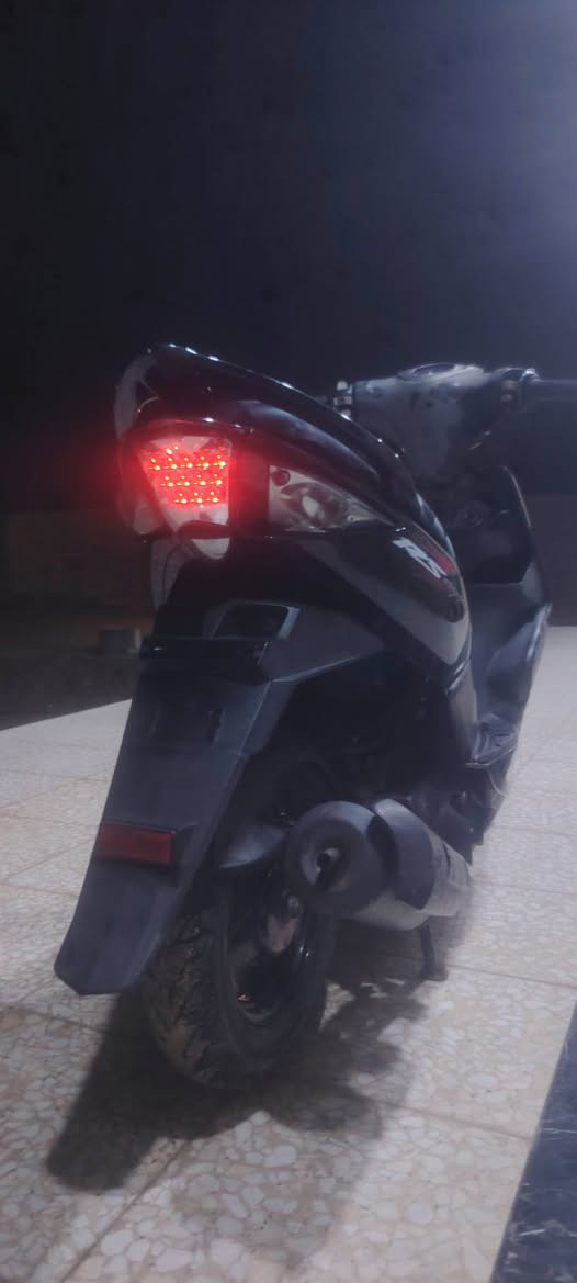 سلام عليكم شباب دراجه ماكس مضلع الدراجه خير من الله نوزل الدراجه نقص ما بيه كلشي شغال السعر خاص وهاذه رقمي  ***********
