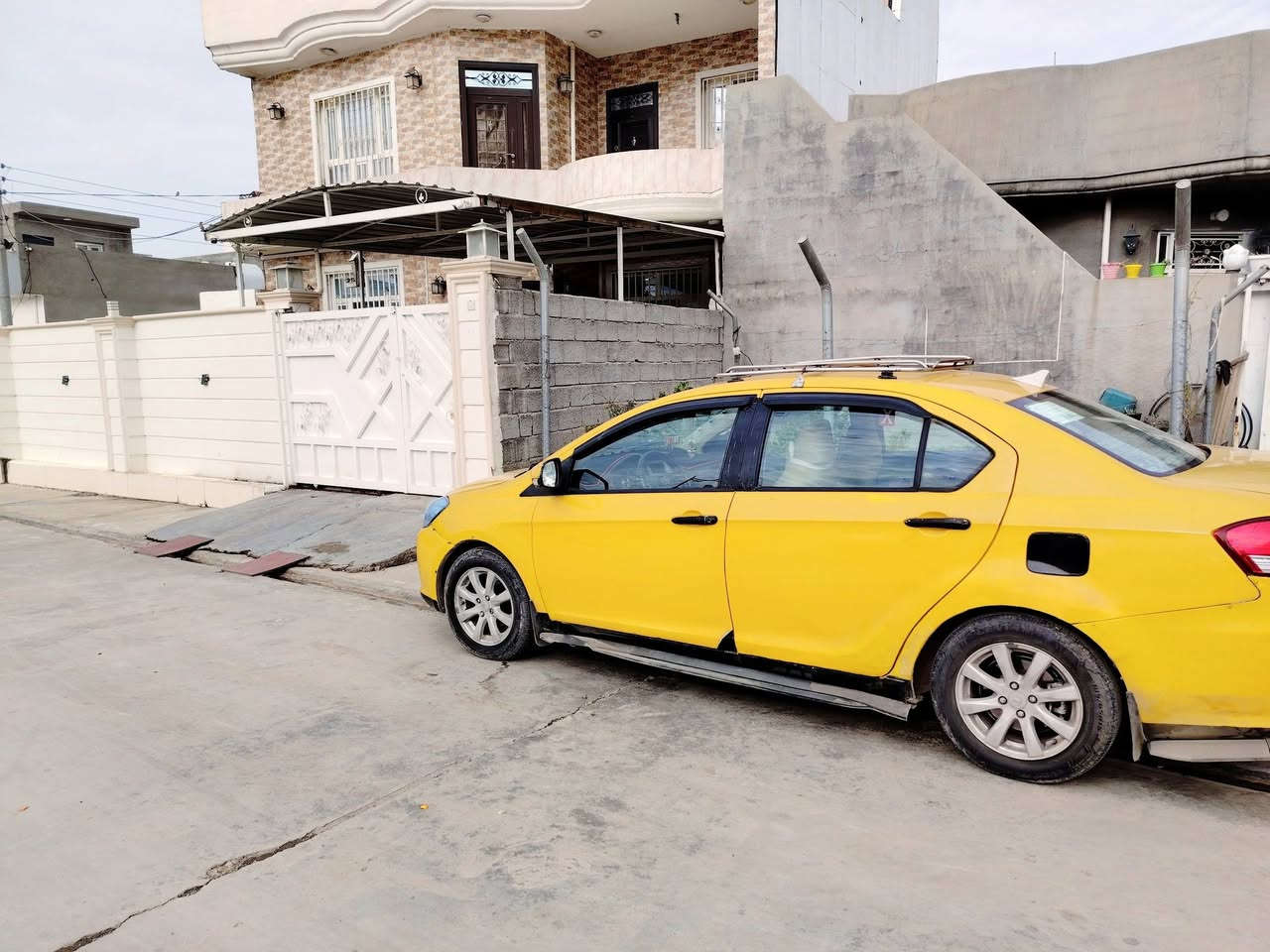 سلام عليكم سيارت كريت ول فولكس 2012..c30  تبريد صدر امامي خلفيي تخم تاير  السعر خاص
رقم *********** مكان ديالى خانقين
