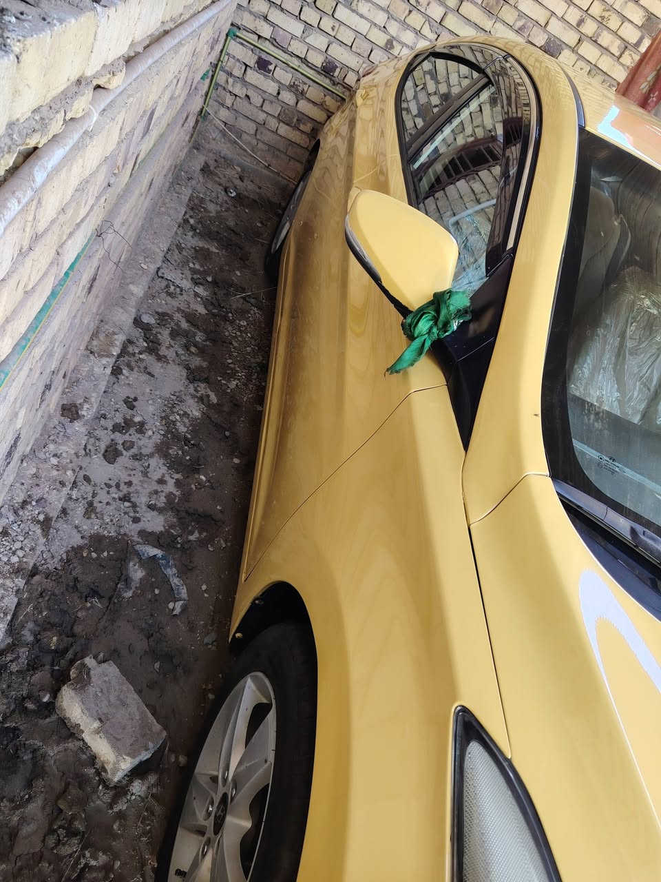 السلام عليكم النتره 13 خليجي السياره حلوه بيها طخه خفيفه جملغ الخلفي ولبقي مكفول صبغه جديده مكان بابل المحويل الفنديه   مصفره هيه وغرامات         ***********
