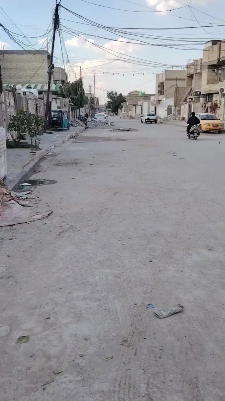 دار للبيع في البلديات قرب تقاطع الكهرباء زراعي ١٠٠ متر
ا لا استفسار أكثر اتصال# *********** #
