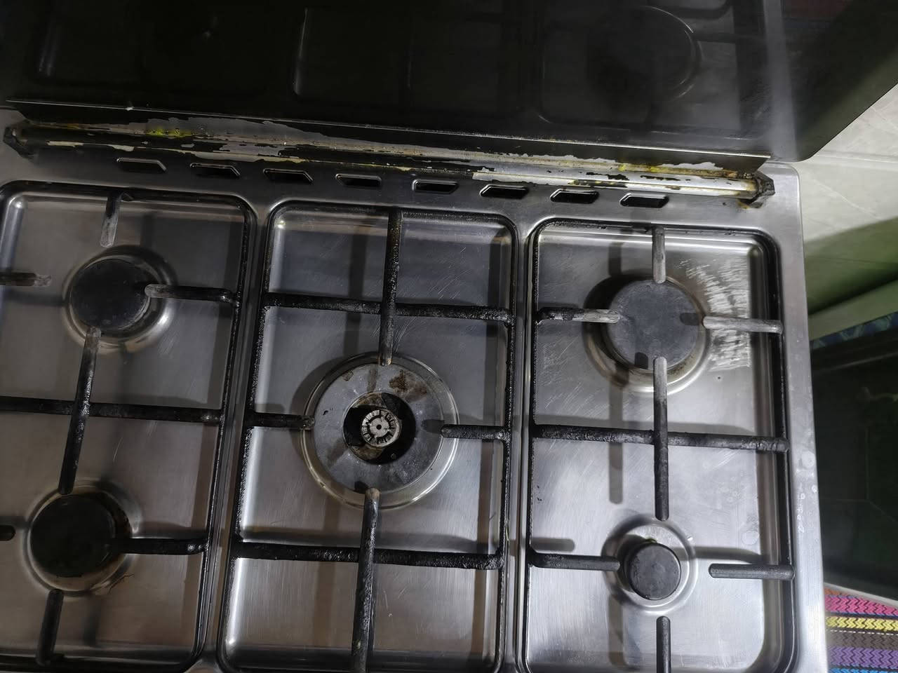 رمضان كريم سلام عليكم كاونتر وطباخ البيع سعر الصباخ 150 وكاونتر ٢٠٠ وبيهن مجال ***********8
