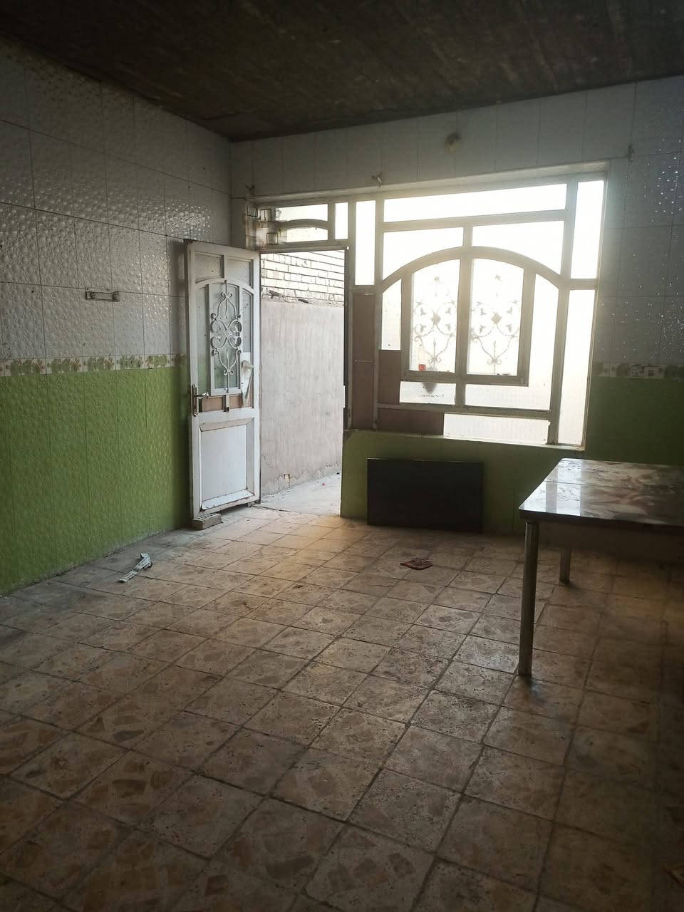للإيجار .. دار  [ 250م ] منطقة [ 31 ] خلف شارع البوريات النجف // حي ميسان 

المحتويات 

غرفتين .. نوم. +  صاله. + هول + استقبال  + مطبخ 
+ صحيات 

ايجاره [ 400 الف ] 

للاستفسار 
***********
