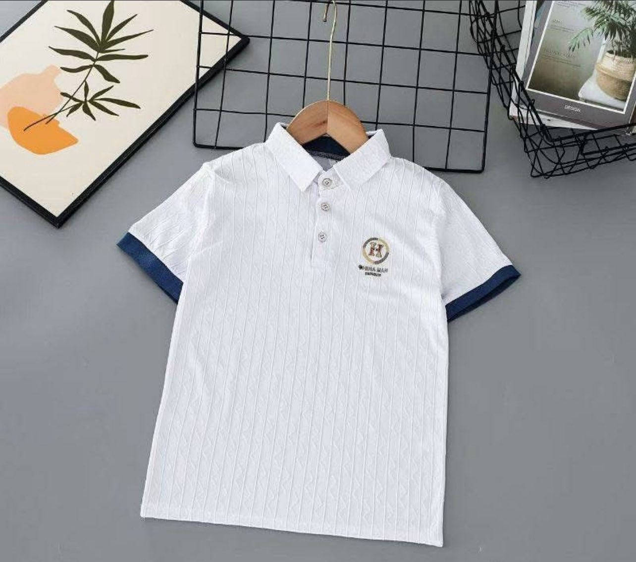 تيشرتات مدرسيه ولادي. الاحجام ابتدائيه ومتوسطه 
مع قمصان 

📍 الموقع: الموصل – حي الفلاح، جمعية ضفاف دجلة، شارع 15، مقابل ماركت ذي النوريين (العمارة الزرقاء).


**إذا كنت صاحب هذا الإعلان وتريد حذفه لأي سبب، رجاءا أرسل رسالة إلى الدعم الفني**