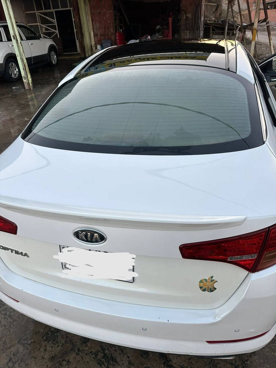 للبيع كيا اوبتما 12 خليجي محرك  2000 فول سياره مقفوله رقم بغداد ***********
