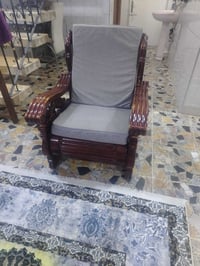 تخم ٨مقاعد دوشمه جديده سعره ٦٥٠  استفسار اتصل 07708820695