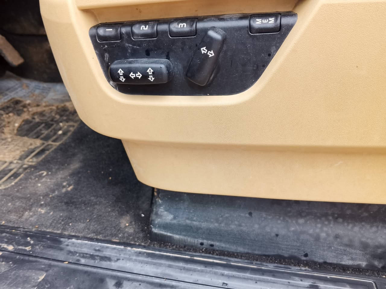 رانج  ادوات ادوات ادوات ٢٠١٠ سياره جاهزه مكينه ٨ اسلندر جديده كير جديد حداده جديده ويل ٢٠ امتوئم انكليزي ثلاجه شغاله ثلج تبريد شغال نقص غاز شرط الفحص سياره مكفوله ظربه او كص مكان سياره ناصريه مركز سعر ٥٨ سياره جديده    ***********
