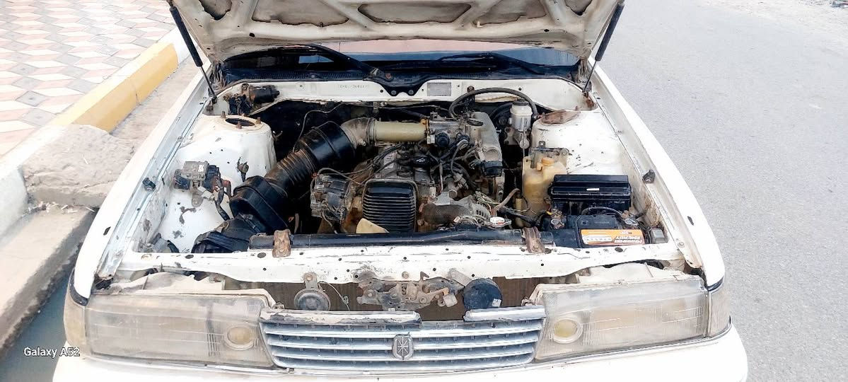 مارك عظم موديل 1990 رقم واسط انكليزي السياره باسمي سنويه لل2030 السياره كفاله  كص نقل جثه والعيب الشرعي السياره  لا ضربه   بيه خياس ومعمره مال جناي تحويل بنفس اليوم   كير محرك  حداديه 70% بيه نواقص بسيطه   السعر34وبيه مجال  فلوسك بالرقم بلاش 
ذي قار/ قضاء الفجر 
***********
