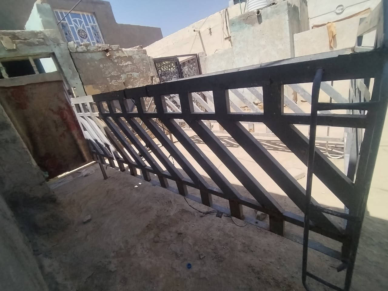 محجر كيه فحل البيع السعر 200 وبي مجال ***********
