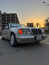ياالله للبيع فقط مارسيدس دب 🐻 موديل 92 رقم أنبار دولي  مكينه بلاد خراط...