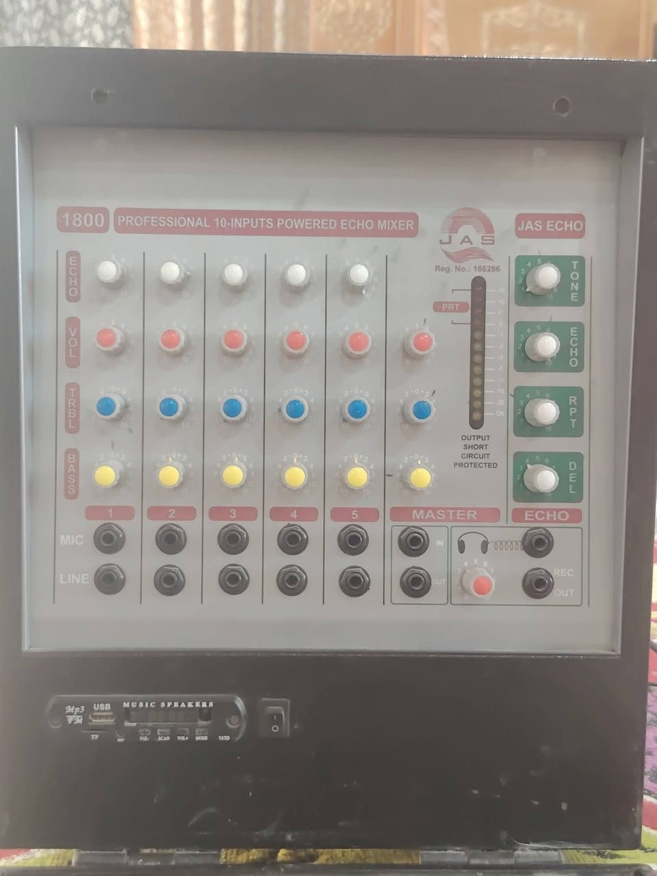 سلام عليكم 👋
جهاز 🔊 لبيع فول مواصفات 😍
1-نظافه فول
2-يحمل خمس سماعات
3_مده الاستخدام اقل من سنتين
4-صوته ولا غلطه
5-صوت وصده فولل
6_مكفول من كلشي وتعال وفحص بيدك ☺️
7_ السعر خاصصص


**إذا كنت صاحب هذا الإعلان وتريد حذفه لأي سبب، رجاءا أرسل رسالة إلى الدعم الفني**