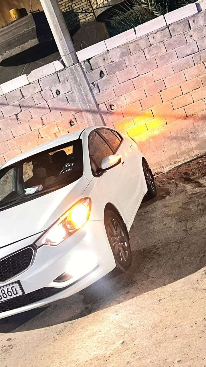 سلام وعليكم كيه فورتي مديل 2016 وارد امريكي بيه جاملق امامي مبدل
لعنوان بصره مطيحه 

هاتف ***********
سعر 125 وبيه مجال
