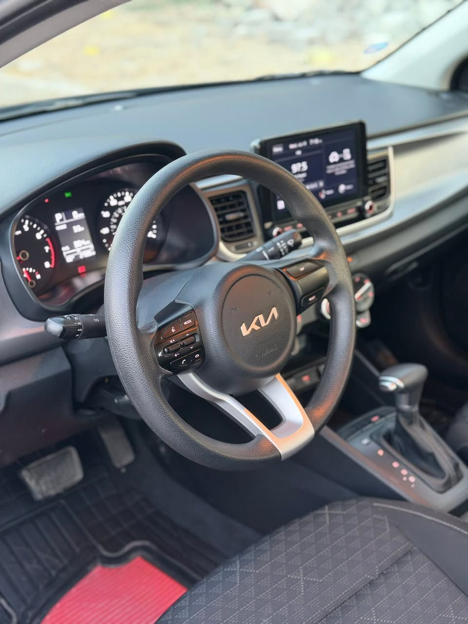 🚗 للبيع | كيا ريو 2023 | فئة LX 🚗
✨ سيارة نظيفة وجاهزة للاستخدام
🔹 الموديل: 2023�🔹 الفئة: LX�🔹 الممشى: 27 ألف كم فقط�🔹 شاشة كبيرة تدعم Apple CarPlay�🔹 3 وضعيات قيادة�🔹 مسند وسطي�🔹 الإيرباغات سليمة ✅
ملاحظة:�▪️ حادث سابق بقطعتين صبغ فقط.�▪️ الجاملغ وباب السائق متبدلات بدون دواخل.�▪️ رقم الشاصي مرفق مع الصور للفحص والاطلاع.
💵 السعر: 123 ورقة دولار
📞 للاستفسار: ***********
📍 العنوان: الموصل – مدينة المعارض الحديثة.
