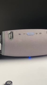 سماعة XTREEM3 • لاسلكية محمولة • بطارية ١٥ ساعة