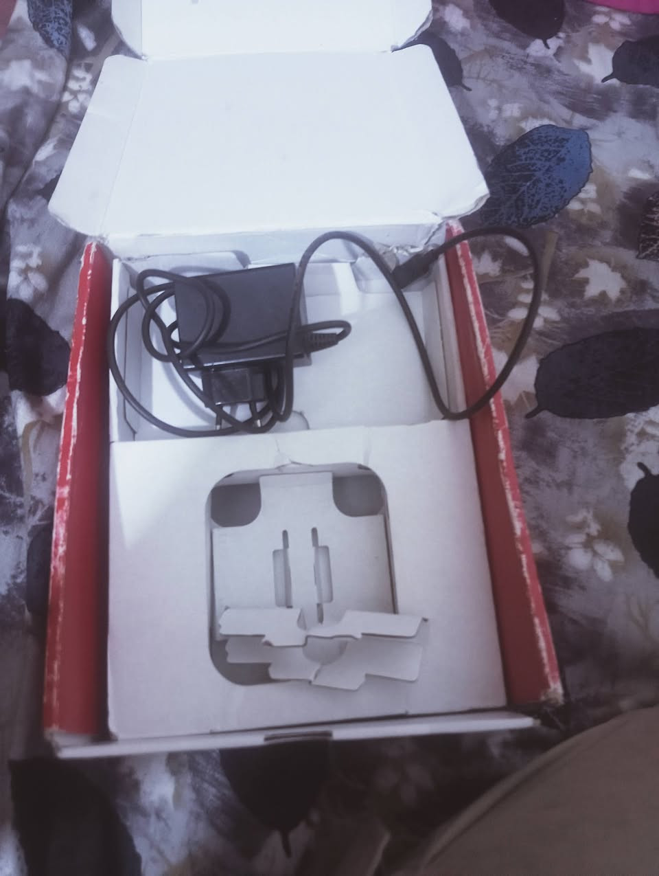 نتيدو سويج lcd
مهكر قطعه نضامين اوف لاين +اول لاين
رام 256
سان ديسك
جهاز نضيف ما بي اي اشي 90
بي شخوط بل شاشه بسيطات 
مع ملاحقته اصليه كارتون وشاحن

فقط دوك لا يوجد
ايضا بي ملحقات اضافي
جويكن اضافي
وجوستك
هاي القطع الي بي قيطان موضع بل صور
العنوان بغداد ***********
السعر300 الف

