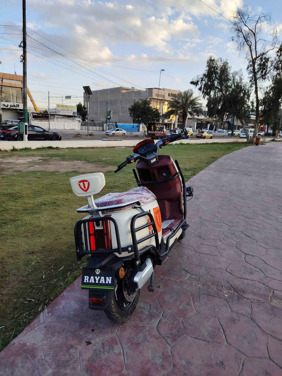 للبيع.. للبيع
دراجة ريان وحش الكون vip زيرو للبيع
مدرع من كل الاتجاهات 
6 باتري 38 امير الإصدار
ملف 2000
تمشيك 90 كيلو بالشحنه
سرعته 80 حقيقي
نطام شحن تلقائي
نظام p
نظام R
نظام abs
نطام حماية
نظام بصمه
قاطع دورة
تربط على موبايل
تحتوي على شاحنه موبايل
الدراجه كامله شخط مابيه
العنوان بغداد شارع فلسطين
للاستفسار ***********
