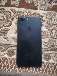 ايفون ٧بلاص للبيع نضيف كامراته شغاله كلشي مابيهن صافيات سماعات شغاله م...