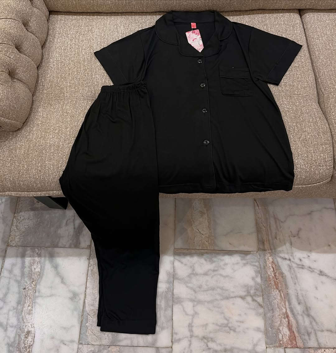 تراك خامة فانيلة قطني باردة 🖤
قياسات L_XL_2XL_3XL
سعر 13 الف 🔥

#محرم #ملابس #اكسبلور #أسود #تراكسود_نسائي


**إذا كنت صاحب هذا الإعلان وتريد حذفه لأي سبب، رجاءا أرسل رسالة إلى الدعم الفني**