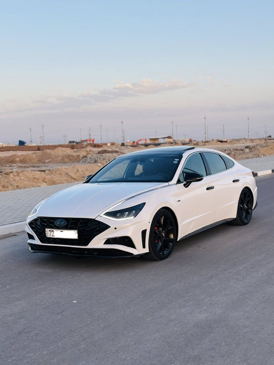 سلام عليكم 
سوناتا 2022 ان لاين فول 
السياره فئه رياضي 
مكينه ٢٥٠٠ تيربو 
بانورما 
شاشه كبير
عداد ديجتل
كشنات رياضي  حضن مختمه N
ستيرن رياضي مختم N
كشنات كهربائي
جام اوتو 
تحكم ستيرن 
مثبت سرعه 
كار بلي /اوتو اندرويد
ويل رياضي ١٩ البلاد
دعامه Nline
علامات nline داير سياره كله
لايت لدات ٣ 
رادار امامي 
رادار خلفي 
رادار جانبي 
يعني رادار ٣٦٠ 
انذار  جانبي
تحديد مسار 
قياده ذاتيه 
توقف ذاتي. 
صندوق كهرباىي
 سياره بيه فقط چاملغ وبنيد بدون ايرباك بدون شاصي لا تجي وتقارني بسعر العاديه لو الهايبرد هاي رياضي وجنايته يعرفون شنو هيه 
رقم اربيل الجديد  
السعر 170 
مكاني البصرة 
***********

