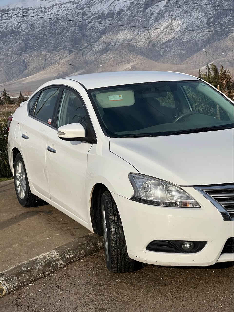 بسمیلا بەناویخوا  
ئەم سێنترایەمان هەیە بۆ فرۆشتن هەمو گیانی بەشەرت
سەیارەکە هی مەعرەز نیە 
گێڕومەکینەی بەشەرت 
مەکینە گەورەیە 
بەسمەیە 
دودەرگای بەسمەیە 
چوار تایەی لۆکی لەژێرە 
بۆ یاخی پێ وەنیە بەس یەکتۆز ساردی دەرگای دوای سایەقی هەیە  یەک شوختی دەرگایسەکنو دوای سەکنی هەیە
ژمارە تەلە فون *********** السليمانية, العراق
