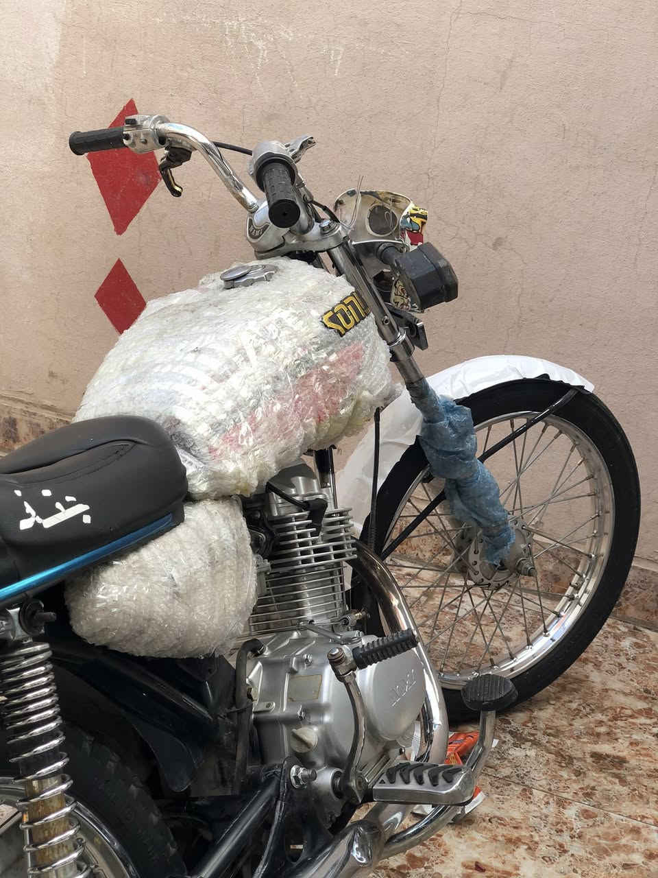 سلام عليكم دراجه للبيع نامه سلامجه محركو اصلي شرط مامفتوح لا صرف لا صوت شلعه معدل فول تعميره موديل 25 شاصي رفيع استيل سعره مناسب 500وبيها مجال حك جيه رقم موبايل يلي يكسر بي يسمع كلام مو حلو 

‭0787 763 7458‬
