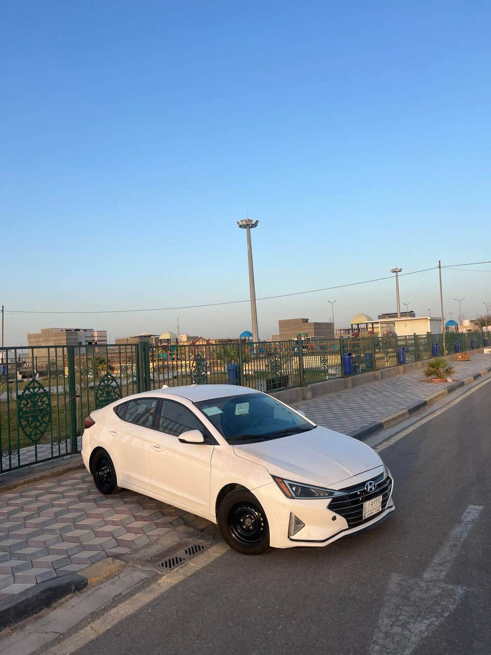النترا 2019 حره ب اسمي
سياره مبـدل الها طابوكه
حادثه خشم البنيد
وبيها بارد بل صندوك 
*********** البصرة, العراق
