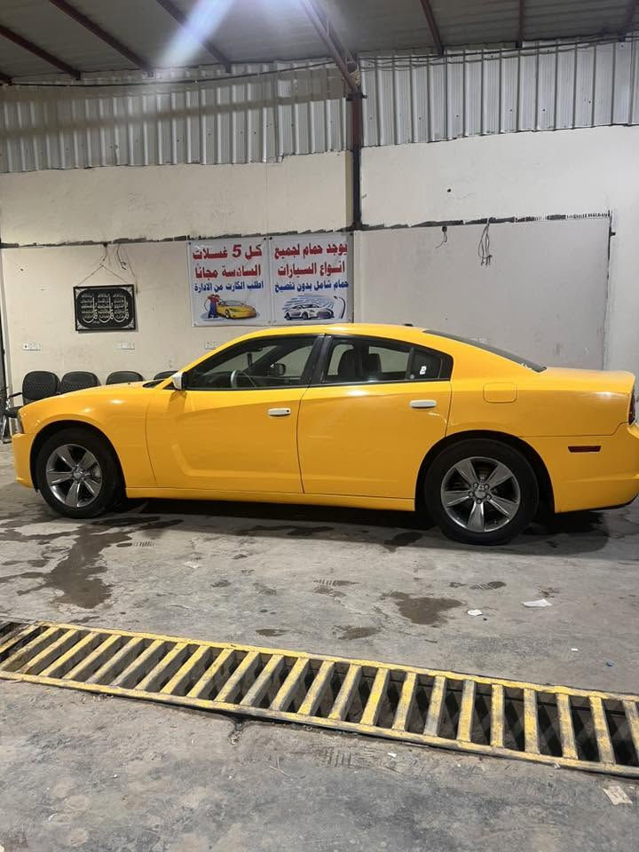 سلام عليكم للبيع جارجر موديل 13 رقم بغداد جديد هزه جديده مصفره هيئه وغرامه بسمي تحويل ثاني يوم حادث جاملغ وبنيد نفسهن معمرات وجاملغ مفتوح ولا قطعه مبدله بيه بخشم الغد تعمير بصيط كلش مكفوله من العيب الشرعي والكص      تخم تاير جديد صدر خلفي اماما جديد مكينه مكفوله مال 18   كير اكسل مكفولات سياره فول فول مواصفات للاخير خط بغداد ديوانيه سياره كامله عله آخر حبايه كبل لشارع مكاني بغداد.    سعر. 148   هـ***********.  خاص ماكو
