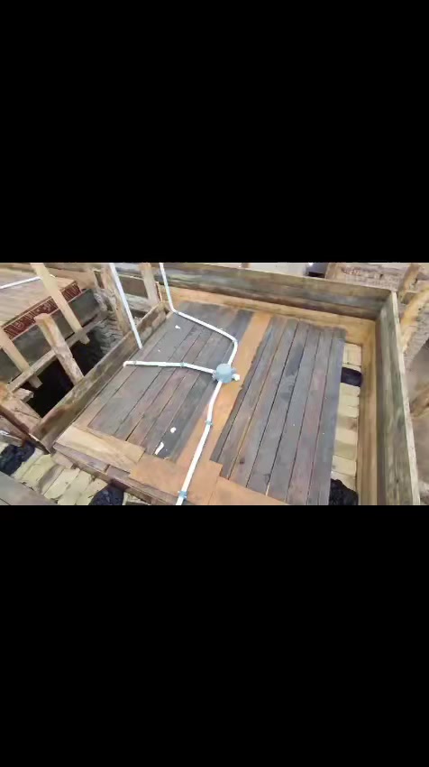 بفضل الله تعالى وتوفيقه عودة مجموعة الأمير إلى العمل وتم نشر سقف منزل حسب طلب الزبون..
للتواصل يرجى الاتصال على الأرقام التالية 
***********
***********
