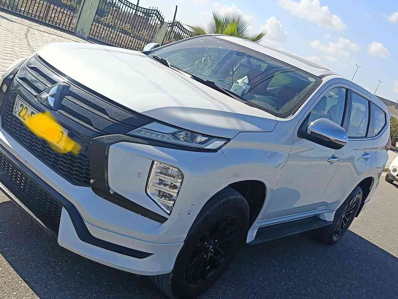 سلام عليكم باجيرو سبورت استيشن مديل 20 خليجي ماشيه 44 رقم اربيل بسمي تحويل ثاني يوم  مواصفات واحد على واحد سياره 7راكب 6سلندر فورويل 3قطع تبريد السعر 240وبيها مجال الطيبين ***********
