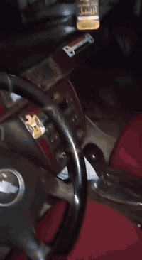 سلام عليكم انبالا 2009 تكسي للبيع محرك وكير وصدر وتبريد وتدفىه كلها بلشرط رقمها نينوى صدامي شرط التحويل السعر 45 وبيها مجال للطيبين الاستفسار اتصل ***********
