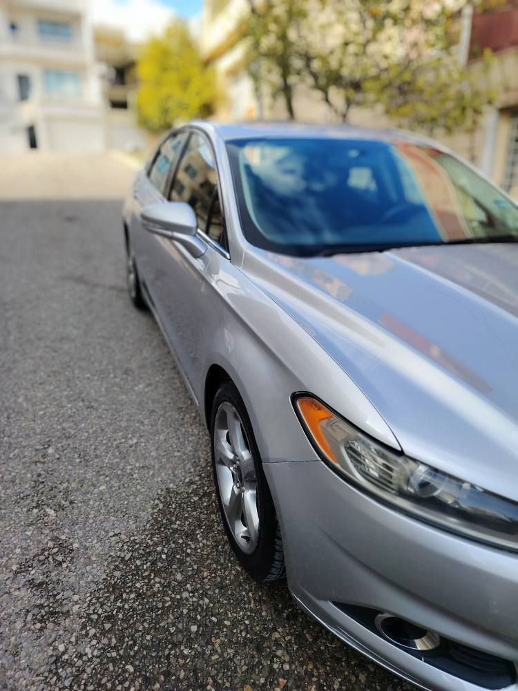 فۆرد فیوژن مۆدێل 2014 شەریکەی نیڤا  خەلیجی ڕەنگی سلڤەر مەکینە 2.5مەرغوب  مەکینە و گێری نەکراوەتەوە بەشەرت هیچ کێشەیەکی نیە مواسەفات سڵایت وسوکان ڤۆلیۆمو تەحدید سورعە و شاشە گەورە و شاشەی ناو گێچ کامێرا و حاسە و ویلکرۆم تەبرید مەرکەزی کوشن کارەبا برێک بەسمە و کارەبای و تەبرید کێشەی نیە چوار تایەی تازە بەستراوە بۆیاغ دوو وپارچە و پەڵەیەکی هەیە بێ ناو گرتن بێ ئێرباگ و سۆنەرەکەیم داناوە سەنەوی بەسەر چووە ساڵی 2021 ڕەقەم هەولێرە  وەکالەتی بە ناو خۆمەوەیە تەحویل و غەڕامە بەشەرت نرخی 107گەڵا و معامەلە 
***********
*********** 
شوێن سلێمانی نزیک پردی کۆبانی السليمانية, العراق
