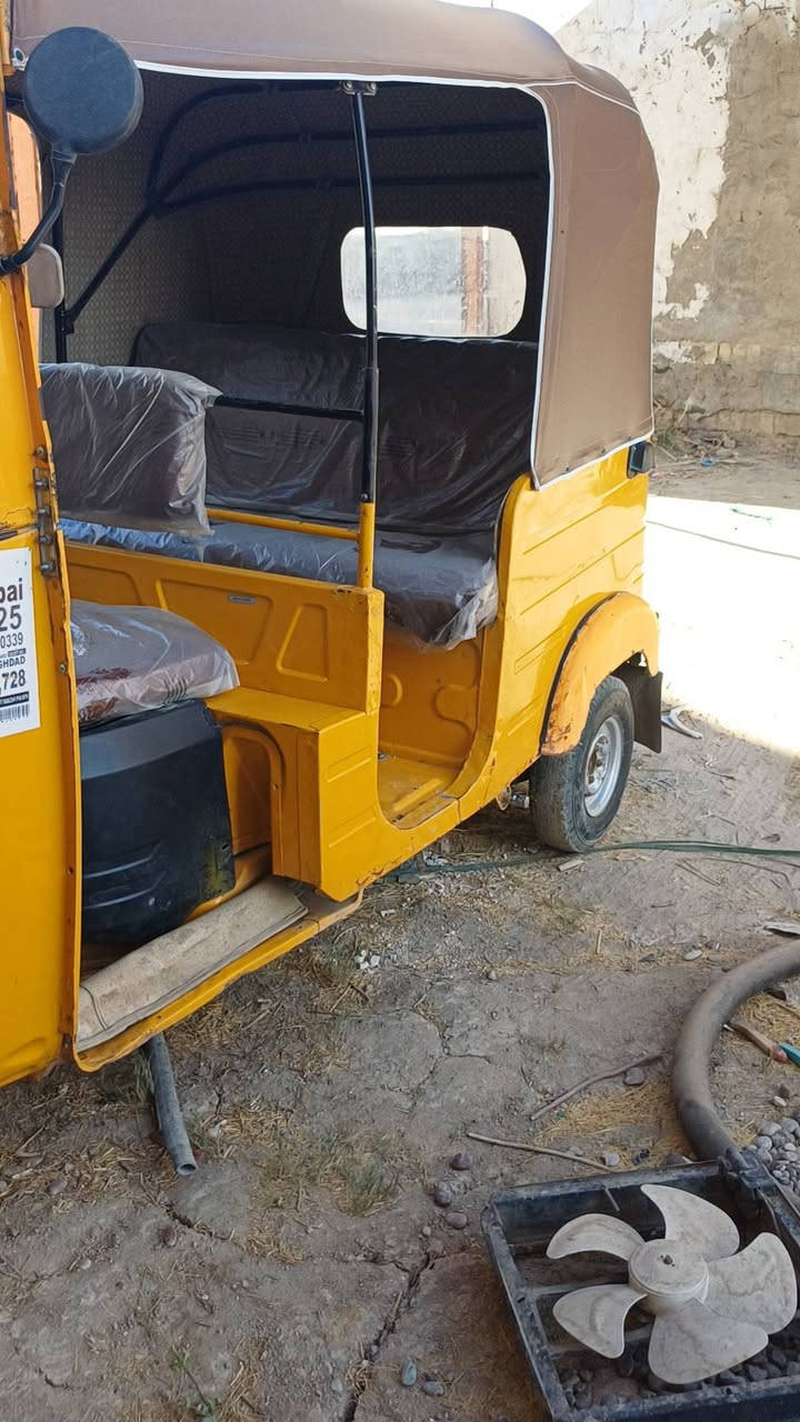 سلام عليكم تكتك ١٩ اوراق اوراق اورق مو رقم اكفلك للرقم مكاني بغداد الشعله *********** نتصل على راعيه  لا تراسلني خاص
