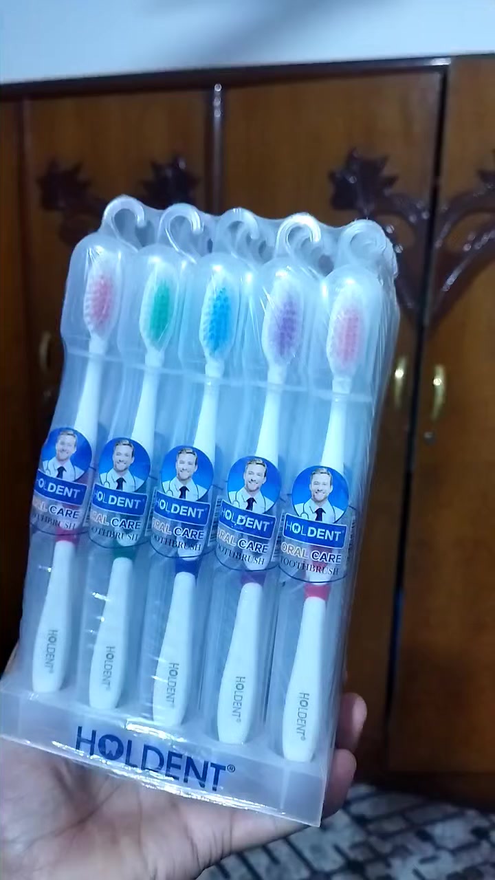 سلام عليكم ذني فرج مال اسنان سعر جمله الدرزن ٢٠ قطعه ب٥ ينباعن القطعه بلف بل محلات ب٥ الدرزن قفل كربلاء حي الغدير *********** عدد مفتوح شكد متريد
