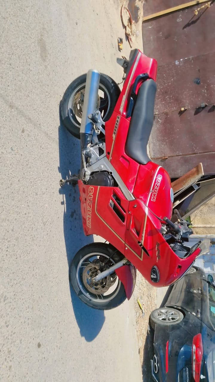 السلام عليكم شتريت هاي لدراجه ونكلبت بيه ذبت بانزين وبعد ماشغلته قيم بل يرضي بي الله ***********
