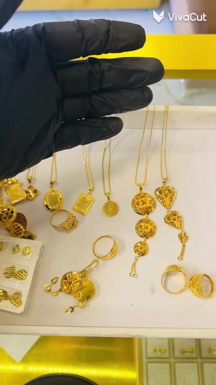 السلام عليكم
صياغةًو مجوهرات اللؤلؤة 
العنوان بابل محاويل شارع التجاري مقابيل العلوة القديمة 
بأدارة حيدر العجيلي 
الرقم ***********⁩
