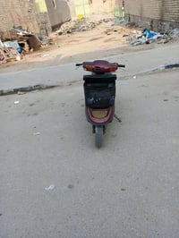 ورحمه الله وبركاته دراجه منغوليه بلاديه 2003 بالشغل كهرباء  شغاله سلف ...